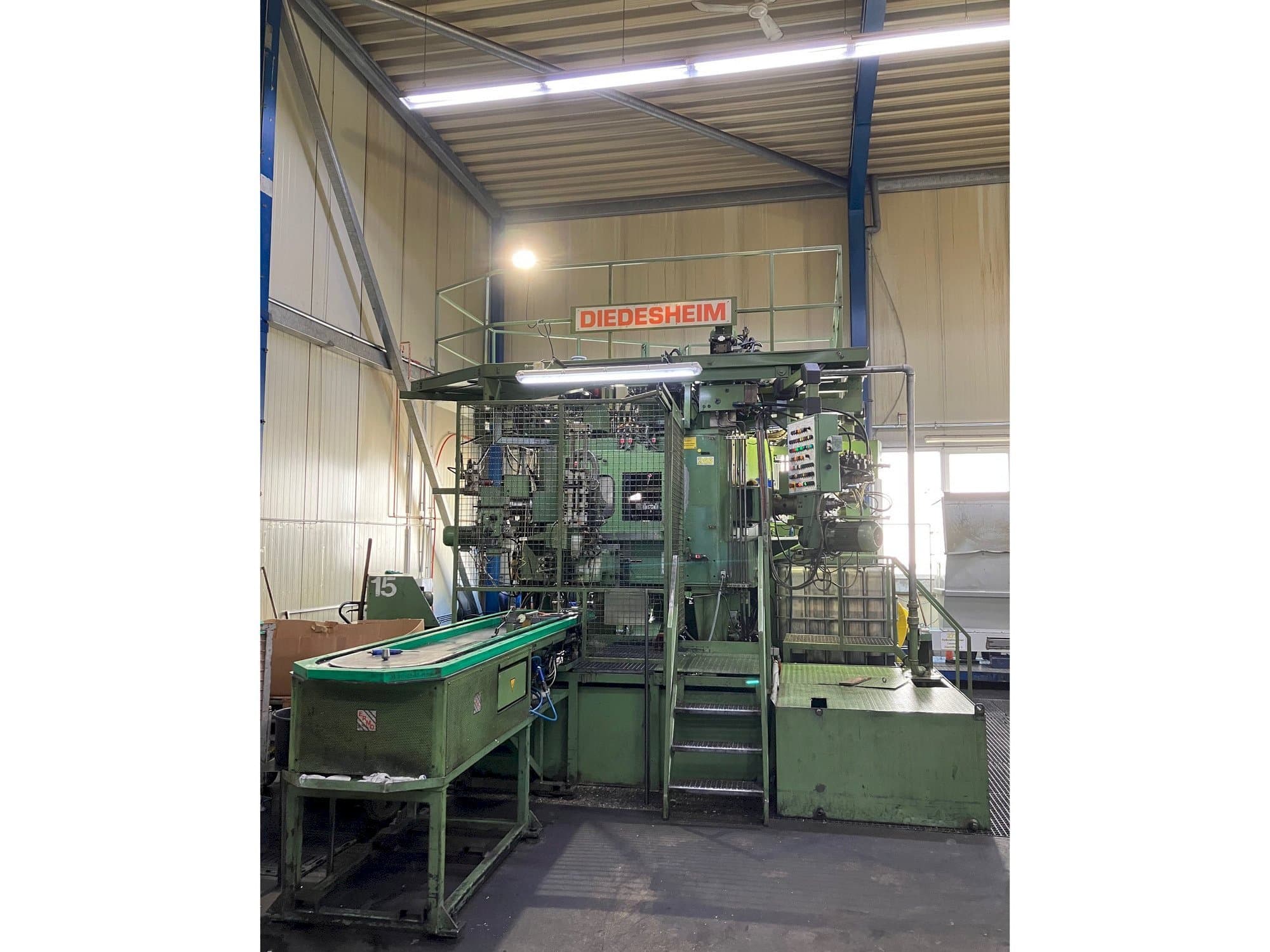 Vue de face de la machine DIEDESHEIM Diamat 70-6