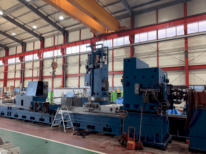 Vue de face de la machine SKODA SR2-200NC