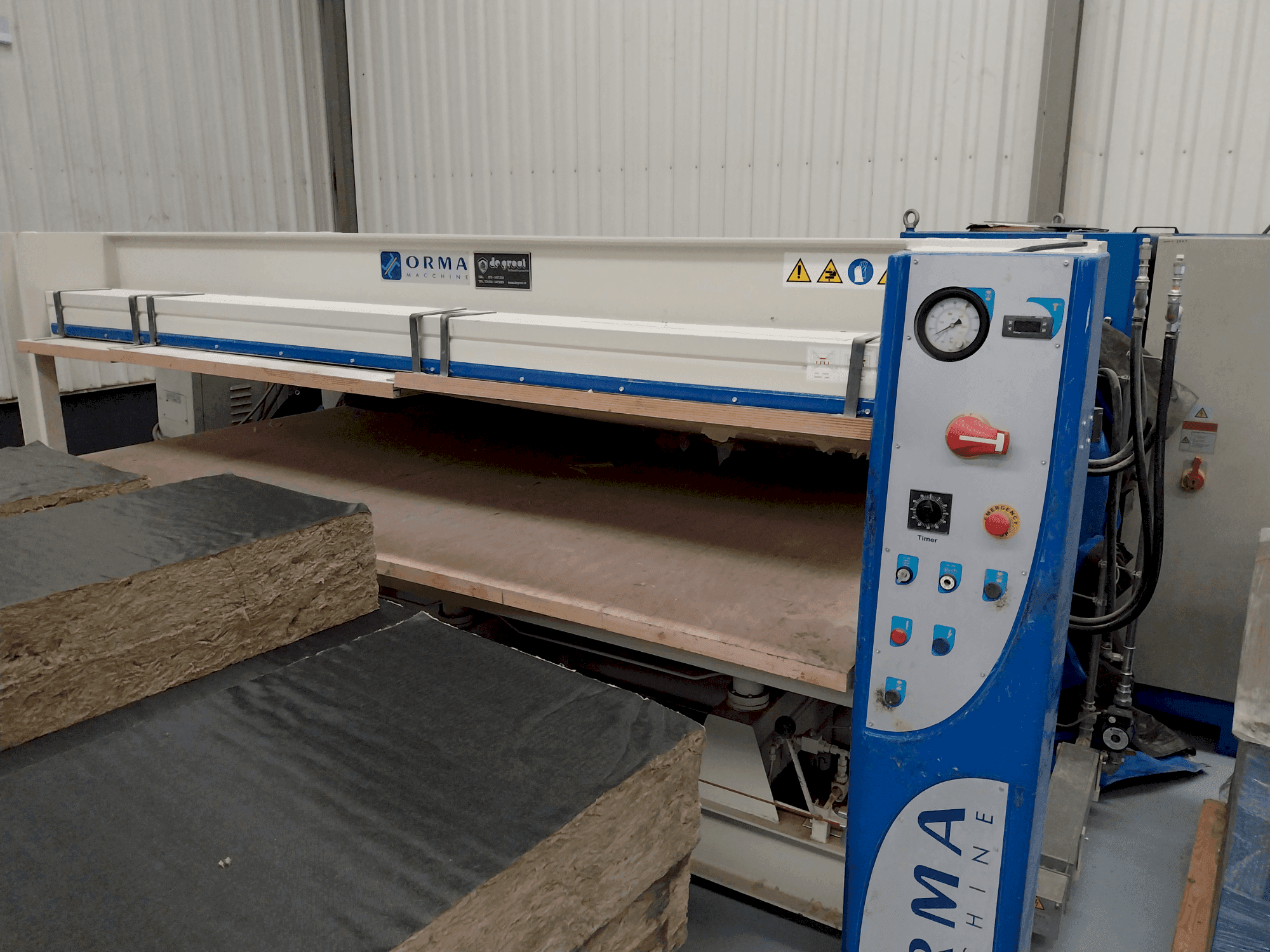 Vue de face de la machine ORMA C/6 30/13 AS-BA (2009)