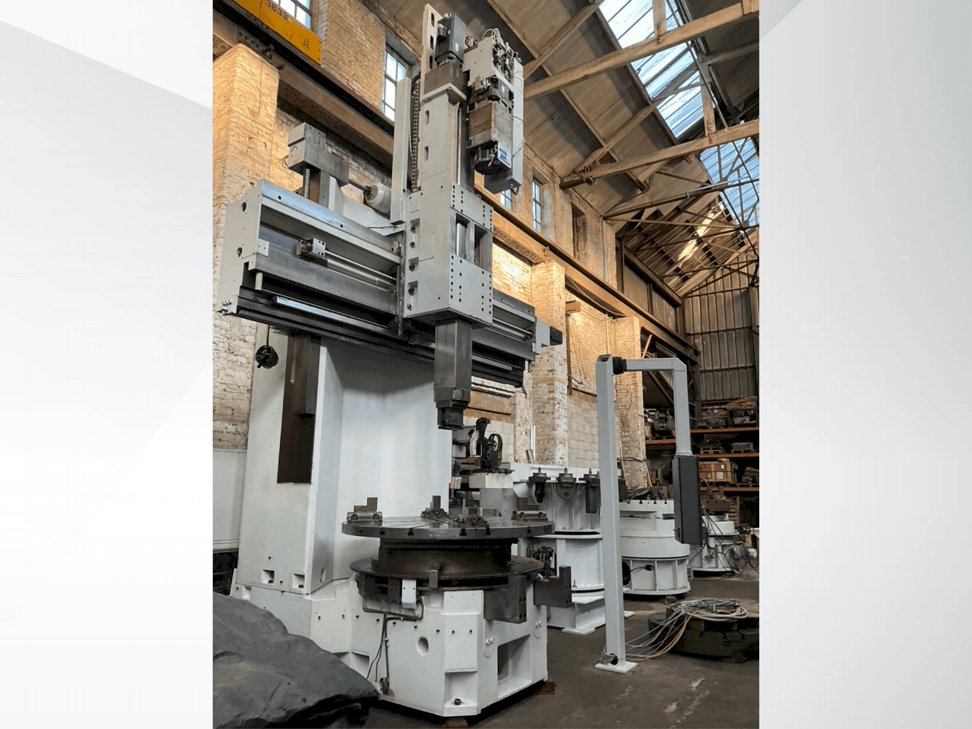 Vue de face de la machine DÖRRIES SCHARMANN VCE2000/180MC-FC CONTUMAT