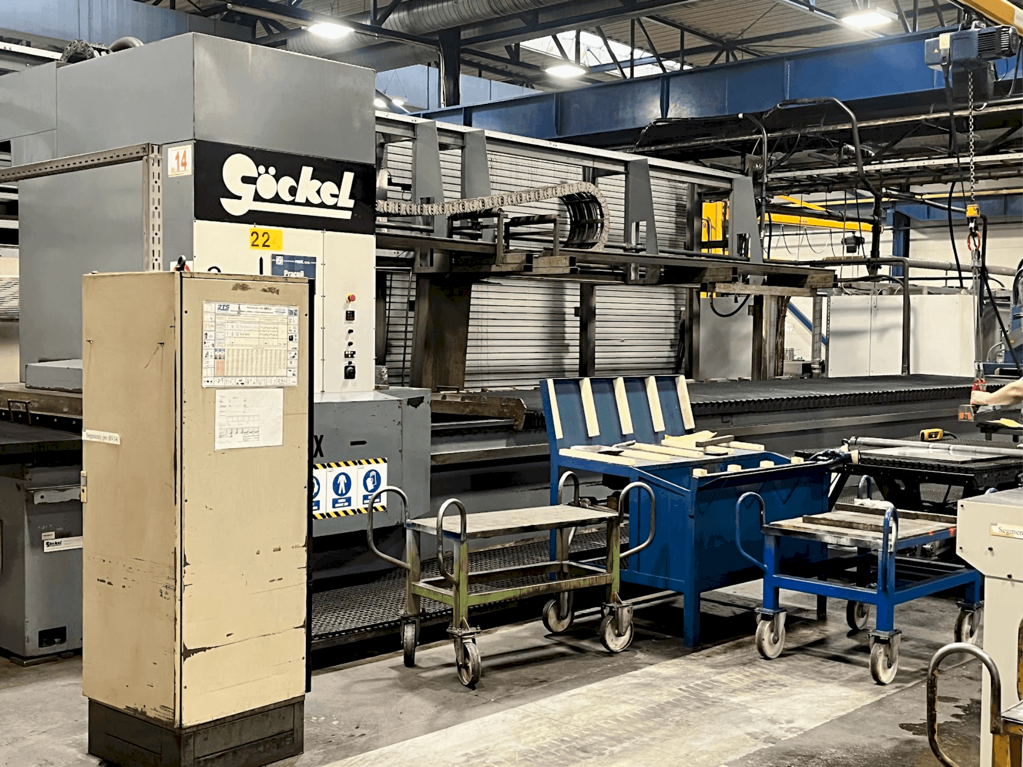 Vue de face de la machine GÖCKEL G130