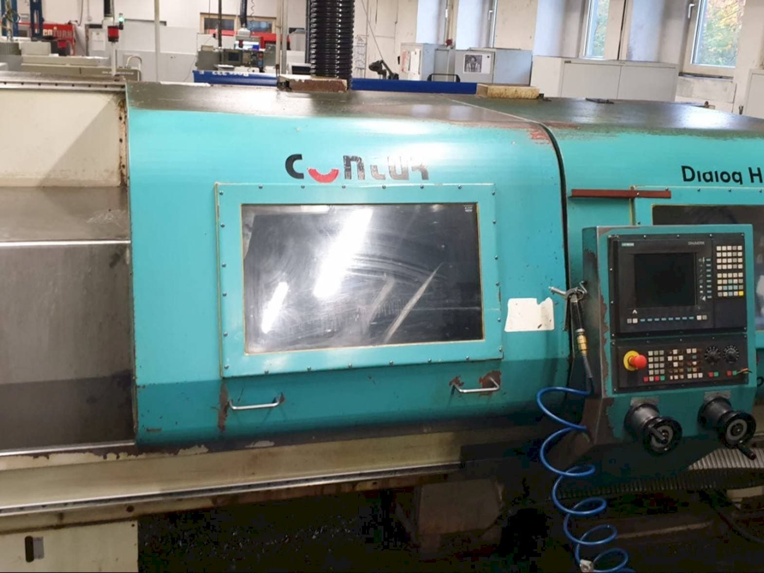 Vue de face de la machine Saeilo H560