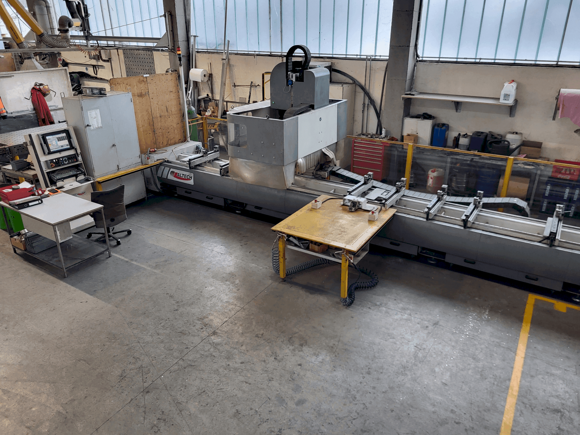 Vue de face de la machine ALTECH Tango