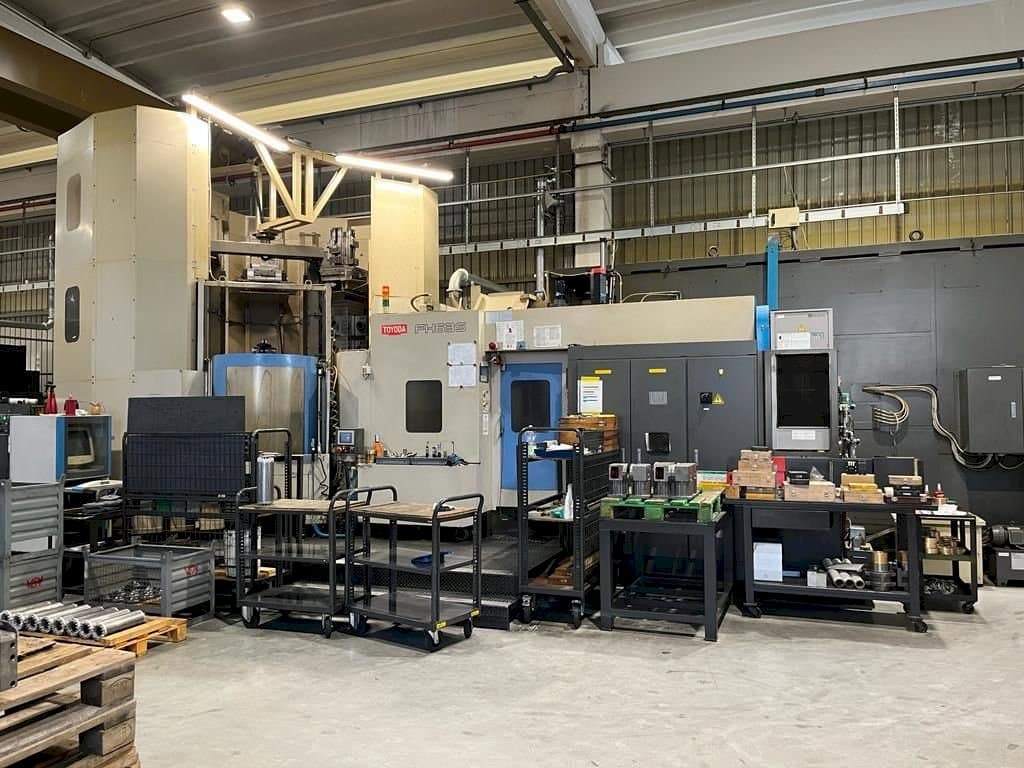 Vue de face de la machine TOYODA FH63S