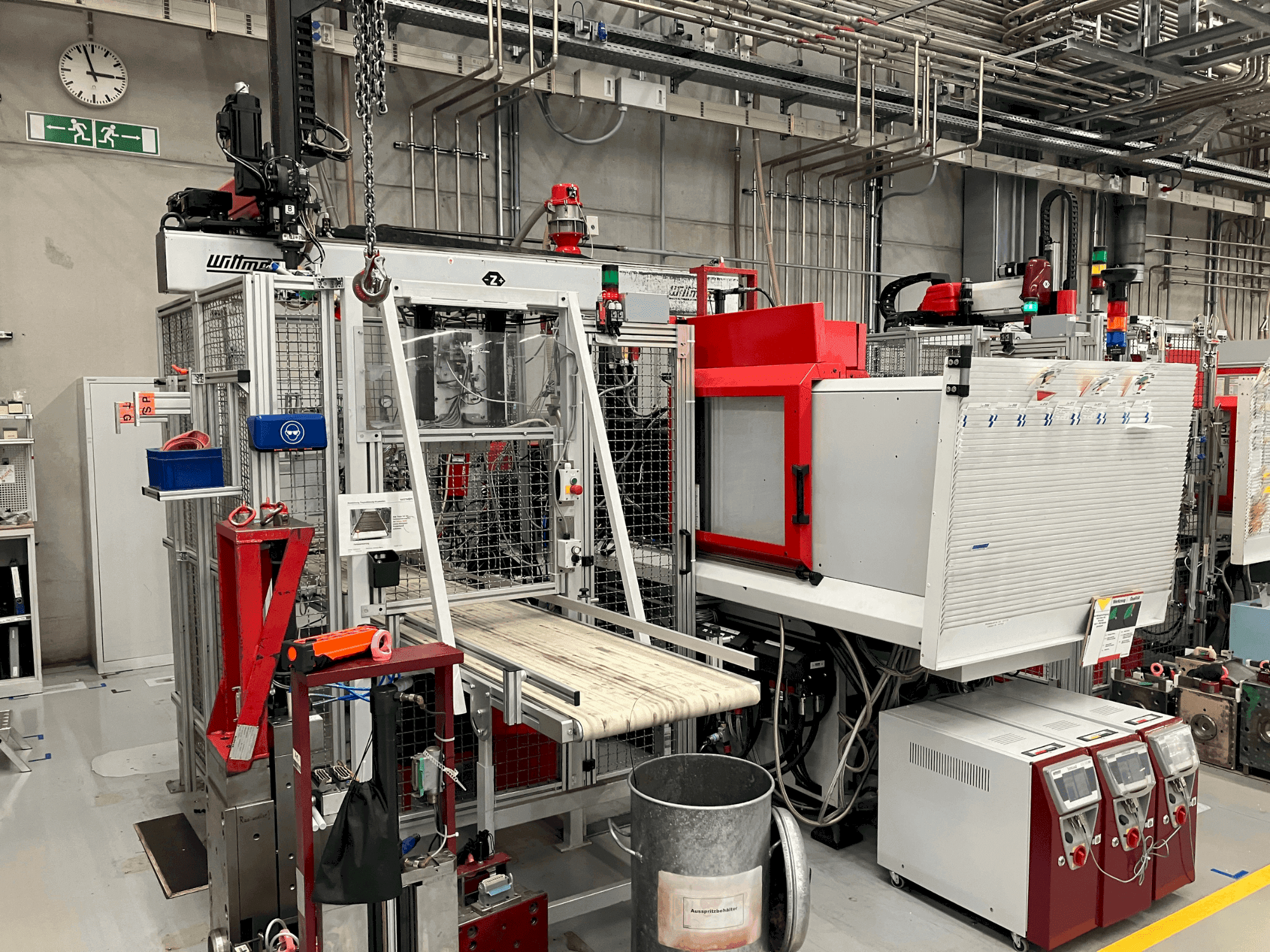 Vue de face de la machine Arburg Allrounder 420 S 800-350