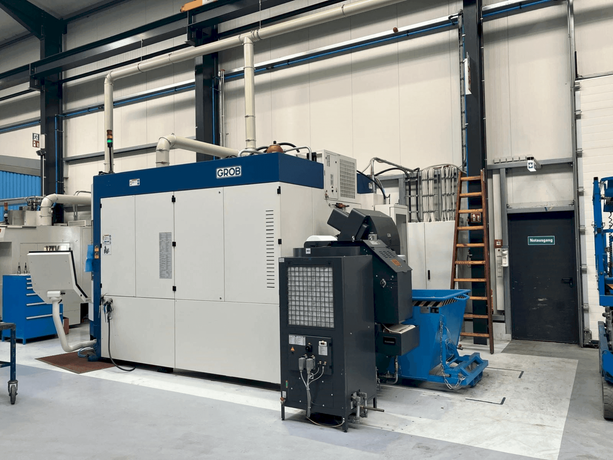 Vue de face de la machine GROB G550a