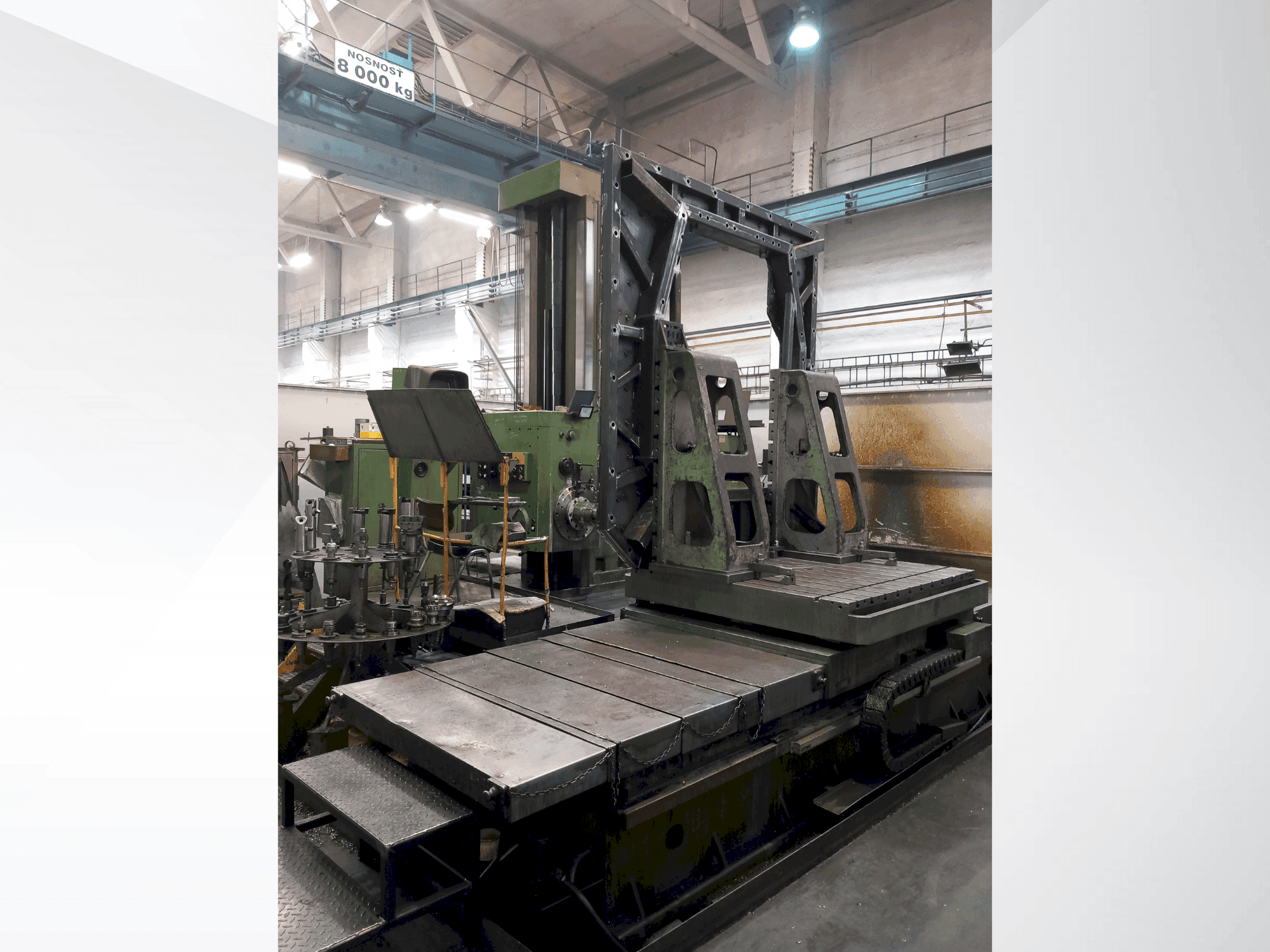 Vue de face de la machine TOS TOS WHN 13.4A