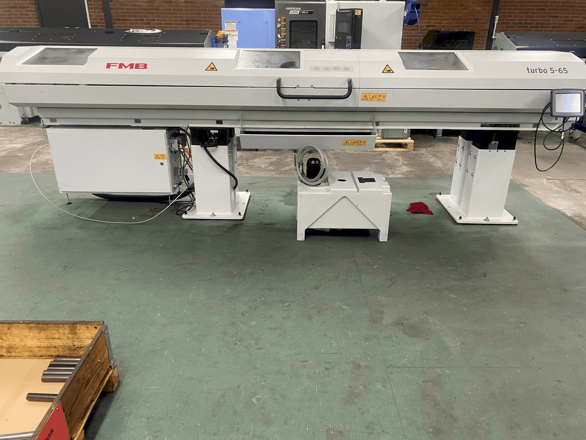 Vue de face de la machine FMB Turbo 5-65