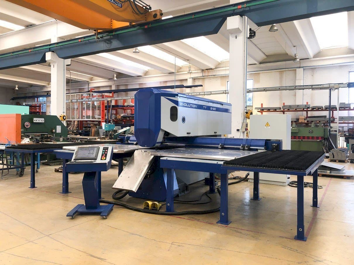 Vue de face de la machine TECHNOLOGY EVOLUTION TT