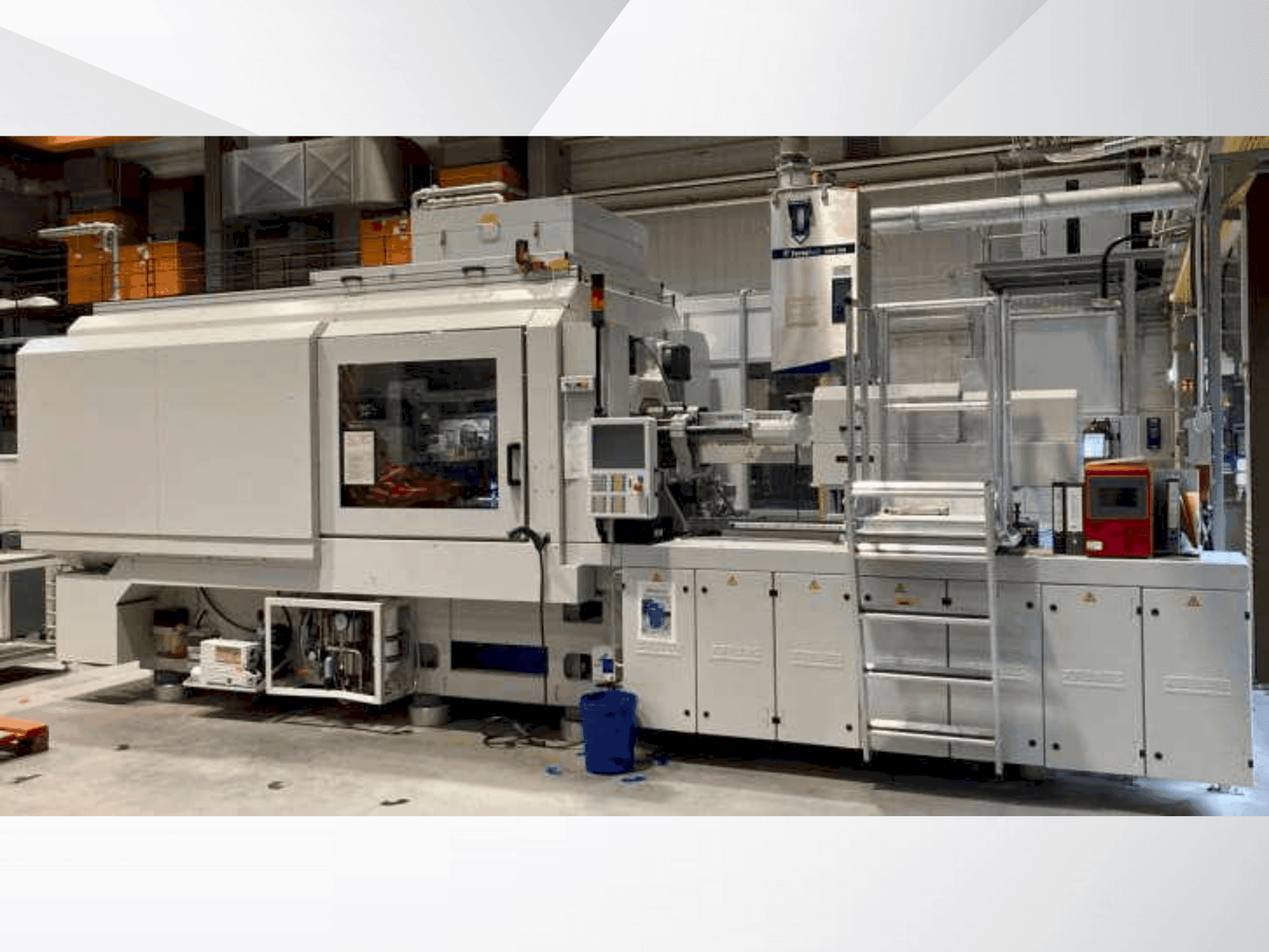 Vue de face de la machine Arburg SGM Allrounder 720A