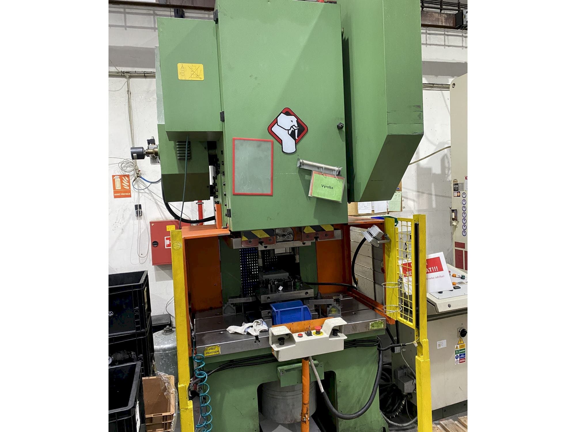 Vue de face de la machine SANGIACOMO T 130R CE