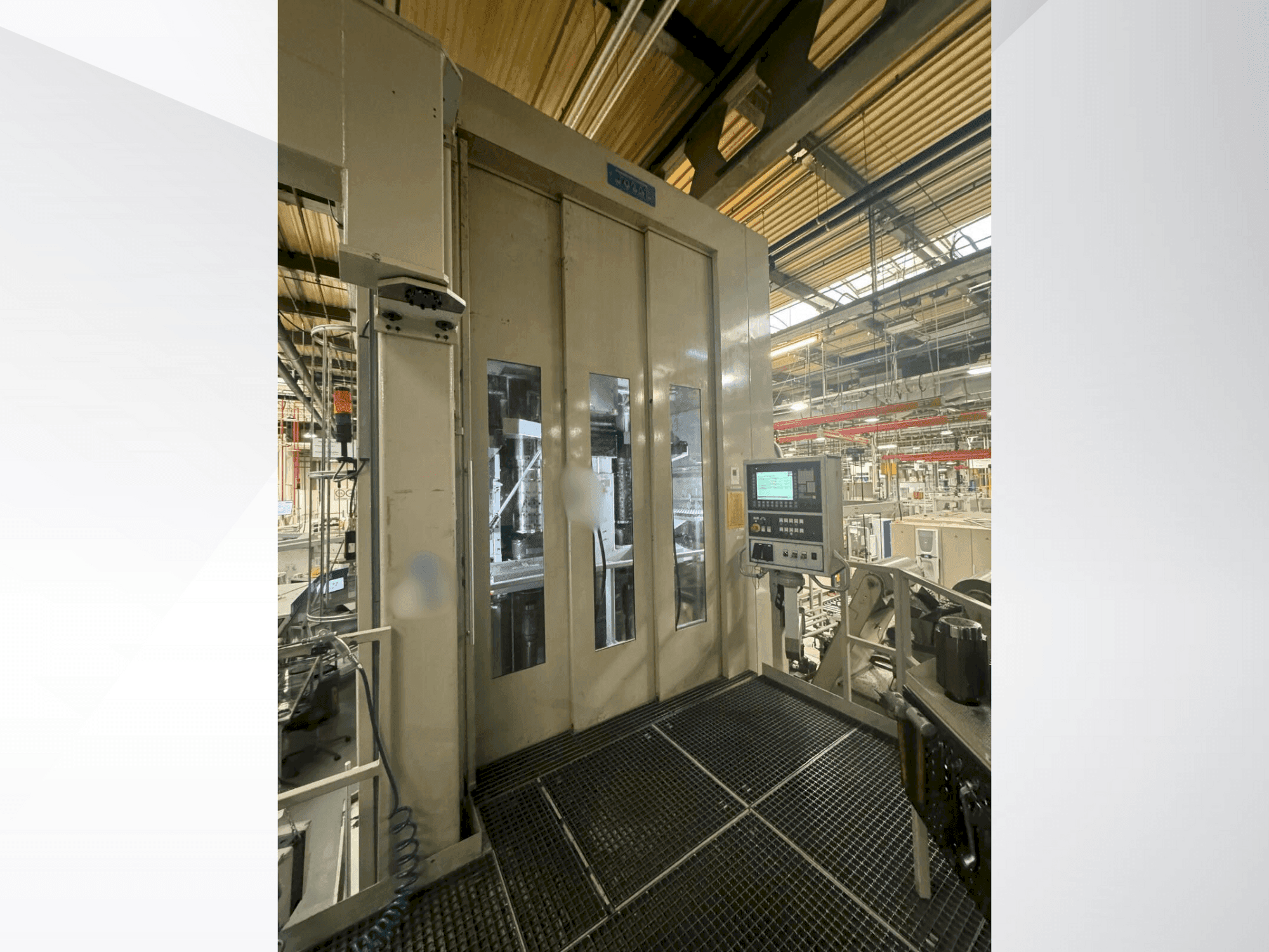 Vue de face de la machine FORST RTSA 32x1600x630