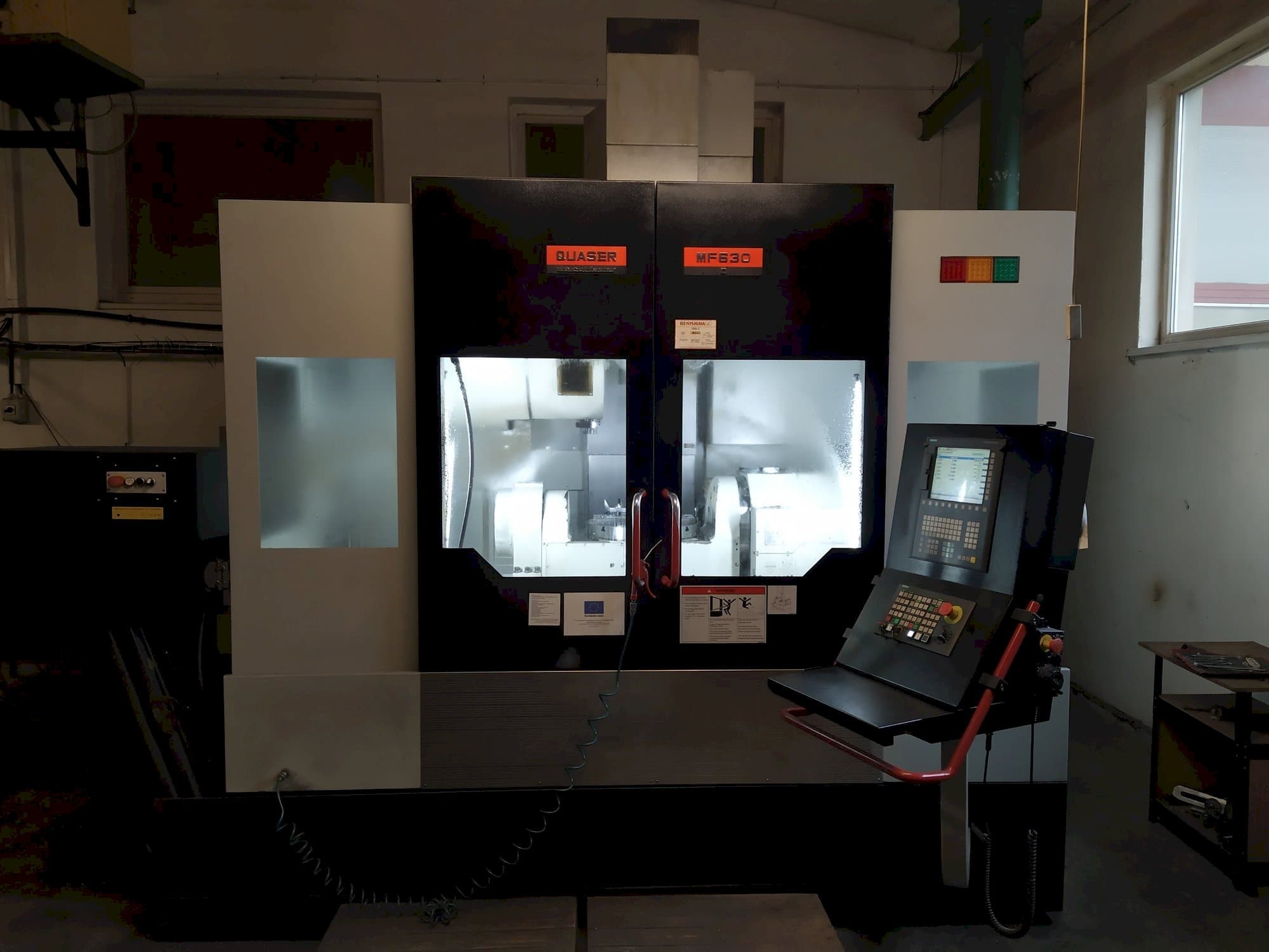 Vue de face de la machine Quaser MF 630C