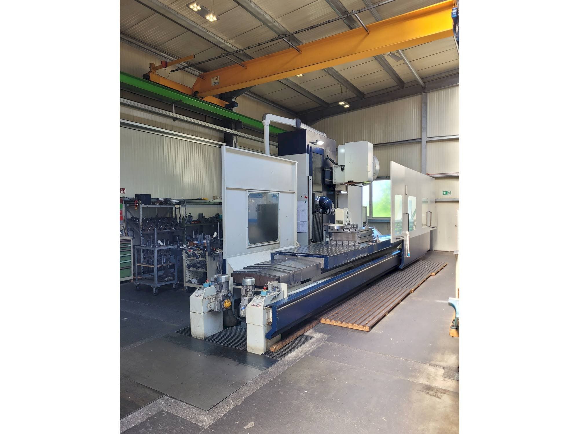 Vue de face de la machine Soraluce T35