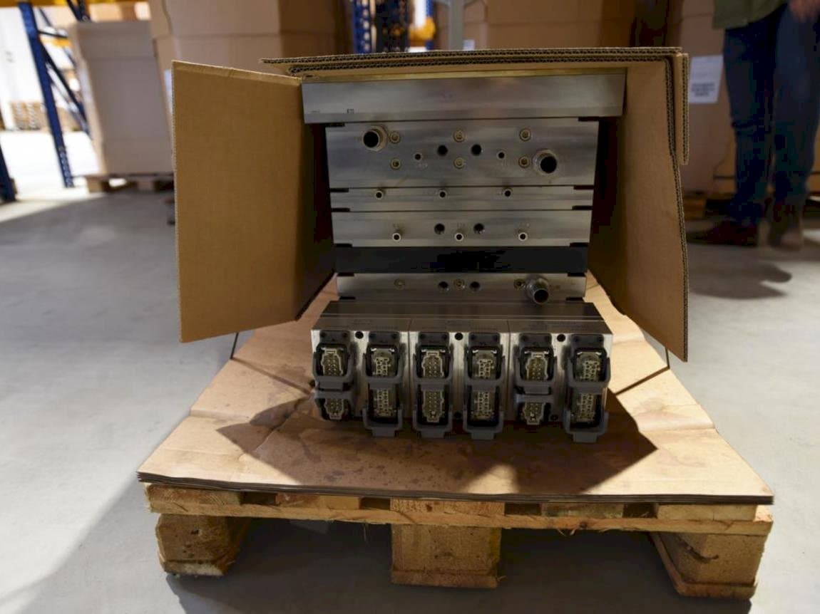 Vue de face de la machine HTW PCO 1810