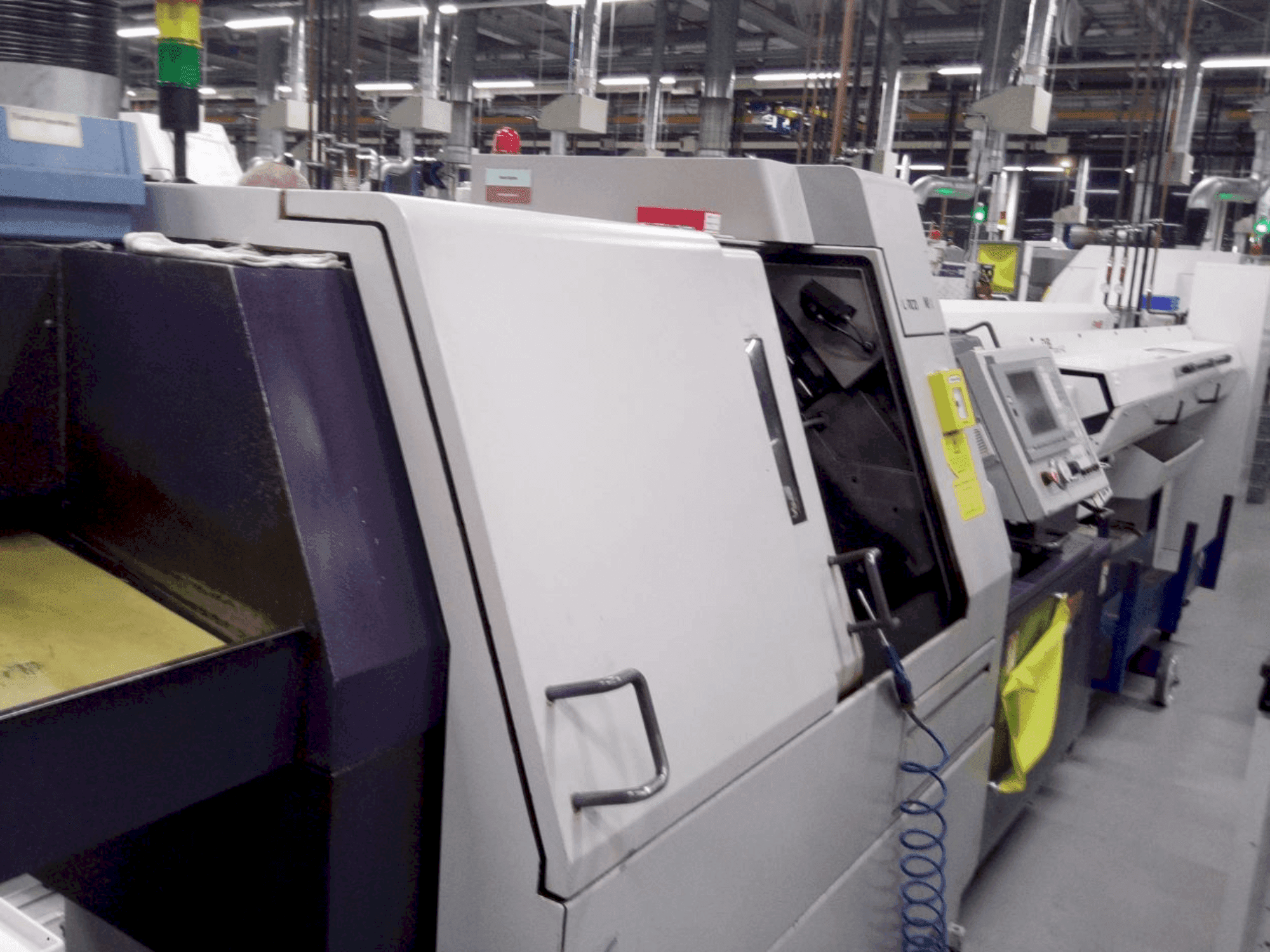 Vue de face de la machine Citizen M32