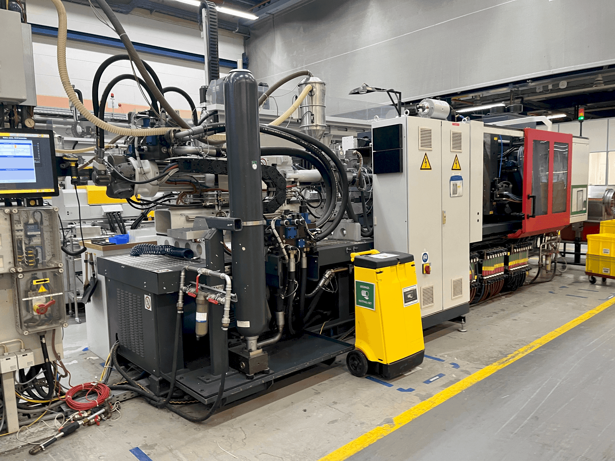 Vue de face de la machine FERROMATIK K-TEC 200 S