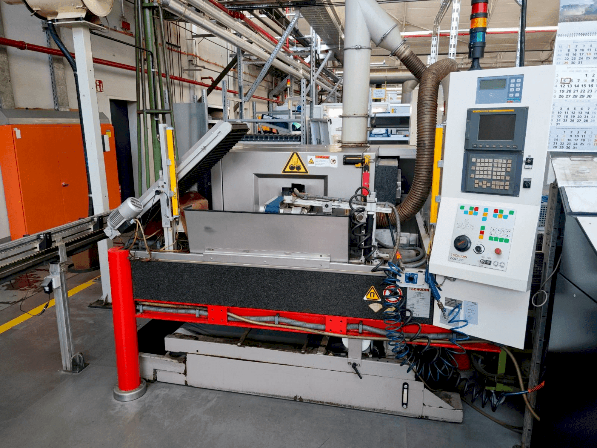 Vue de face de la machine TSCHUDIN ecoLINE 400