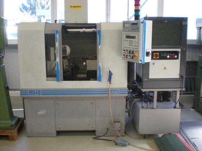 Vue de face de la machine Monnier & Zahner M640