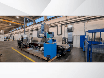 Vue de face de la machine TOS KUŘIM FS 100 S/A3