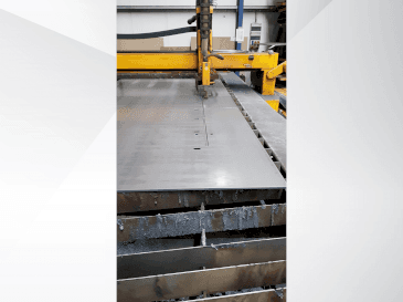 Vue de face de la machine MicroStep SPL-P 4501.25