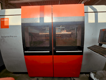 Vue de face de la machine Bystronic Bysprint Pro 3015