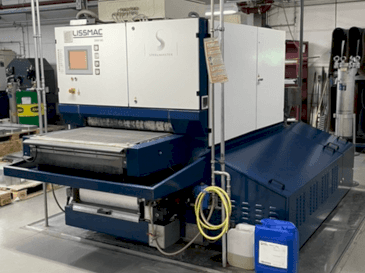 Vue de face de la machine LISSMAC SMW 543 RTTB