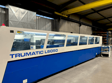 Vue de face de la machine TRUMPF Trumatic L6050