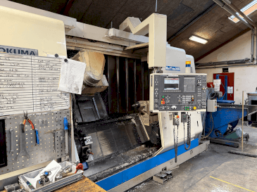 Vue de face de la machine Okuma MacTurn 350