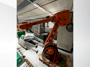 Vue de face de la machine ABB IRB 4600