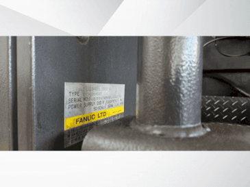 Vue de face de la machine AMADA AP3-2610 V