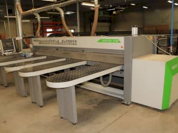 Vue de face de la machine SELCO WNTR 730