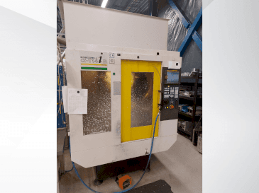 Vue de face de la machine FANUC Robodrill α-T14iB