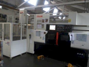 Vue de face de la machine Mazak Multiplex 6200-II