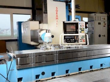 Vue de face de la machine Soraluce Soramill SL 4000