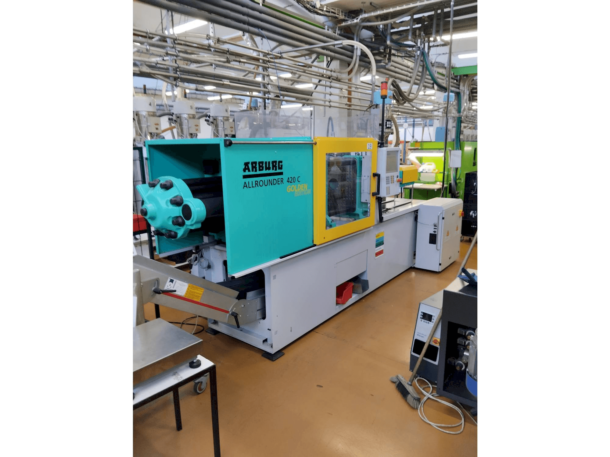 Vue de face de la machine Arburg Allrounder 420 C 1000-290