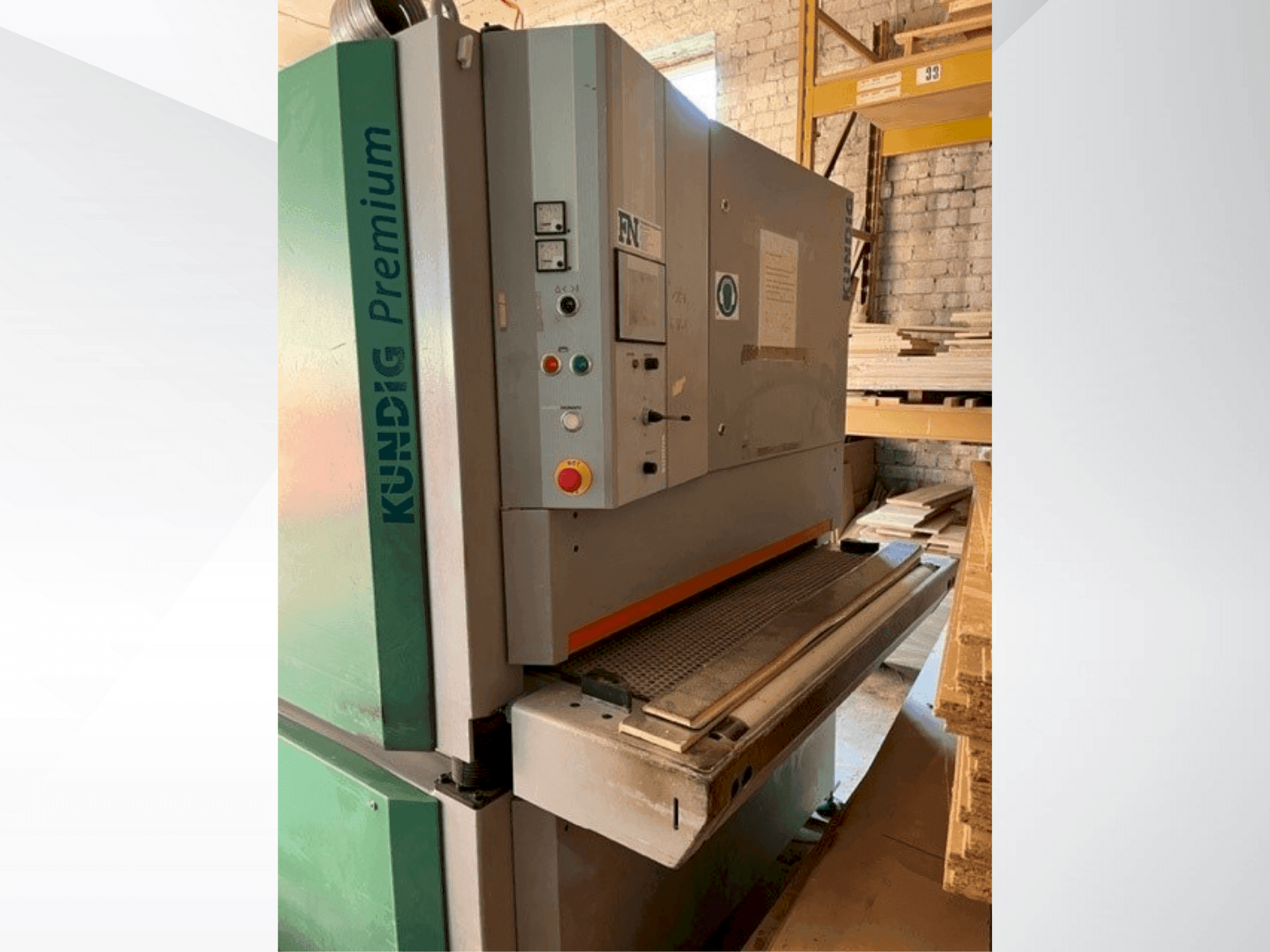 Vue de face de la machine Kundig Premium-2 1100-RE