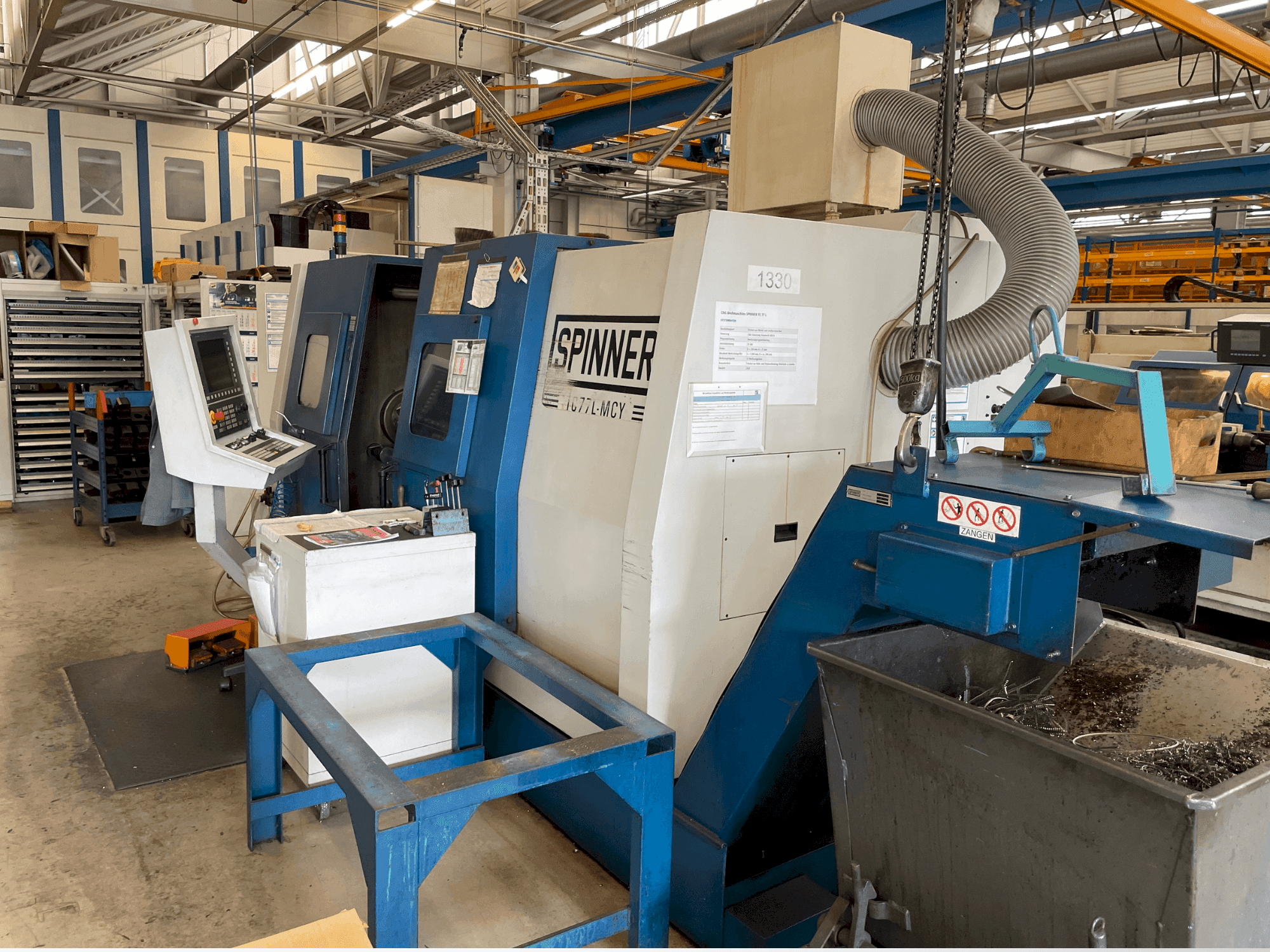 Vue de face de la machine SPINNER TC 77