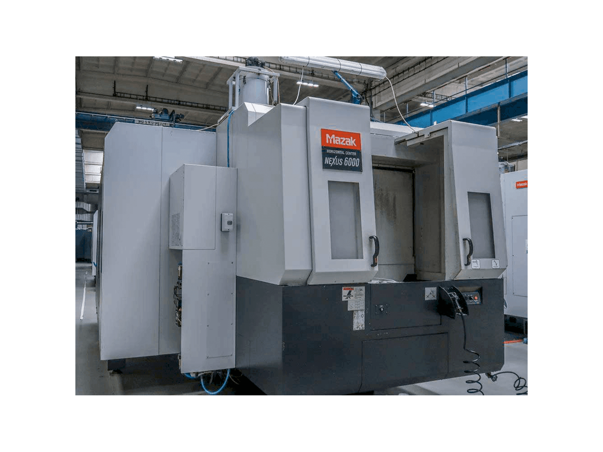Vue de face de la machine Mazak NEXUS HCN 6000