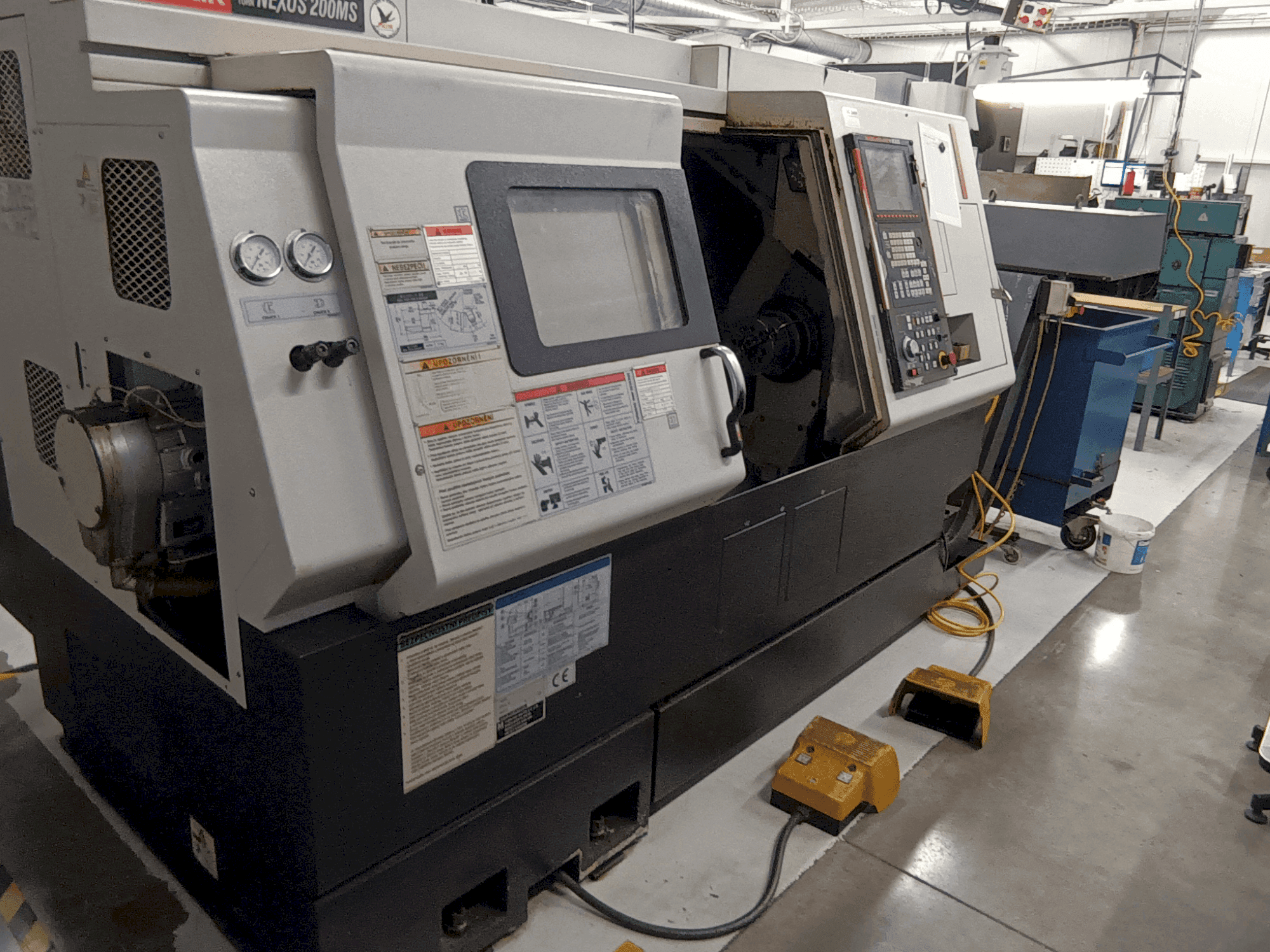Vue de face de la machine Mazak Quick Turn NEXUS 200MS