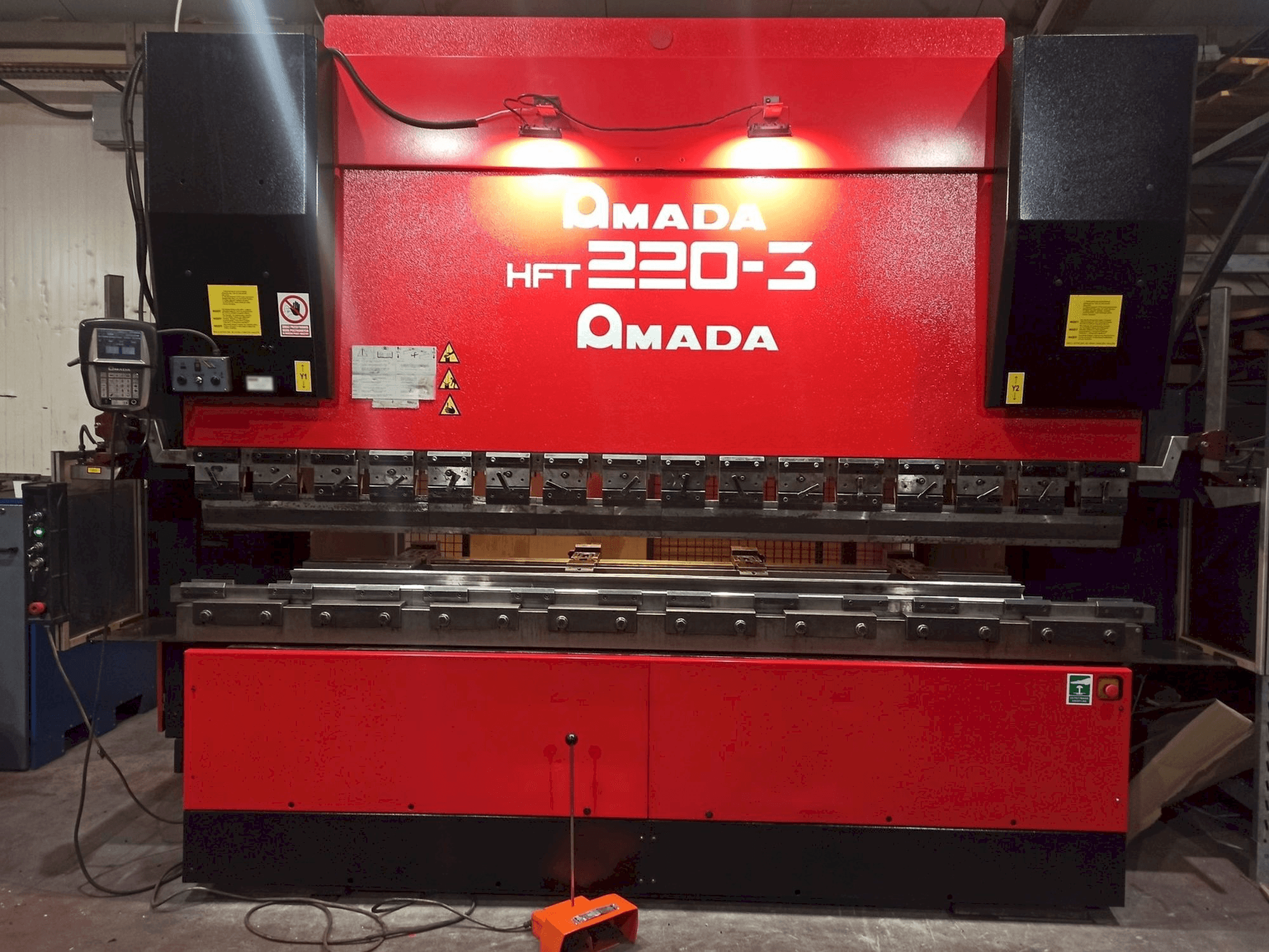 Front view of AMADA HFT 220-3 machine