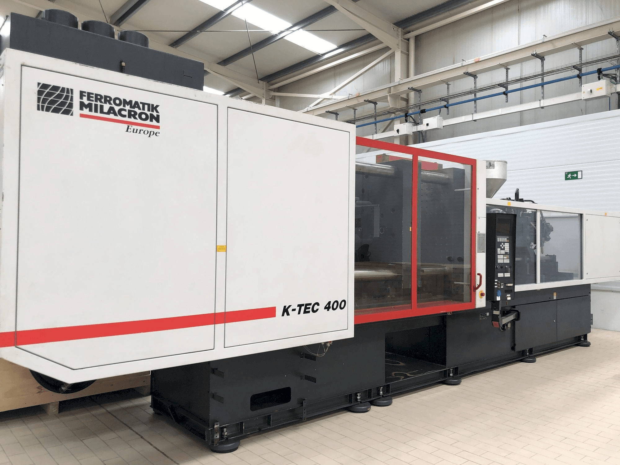 Vue de face de la machine Ferromatik K-TEC400S