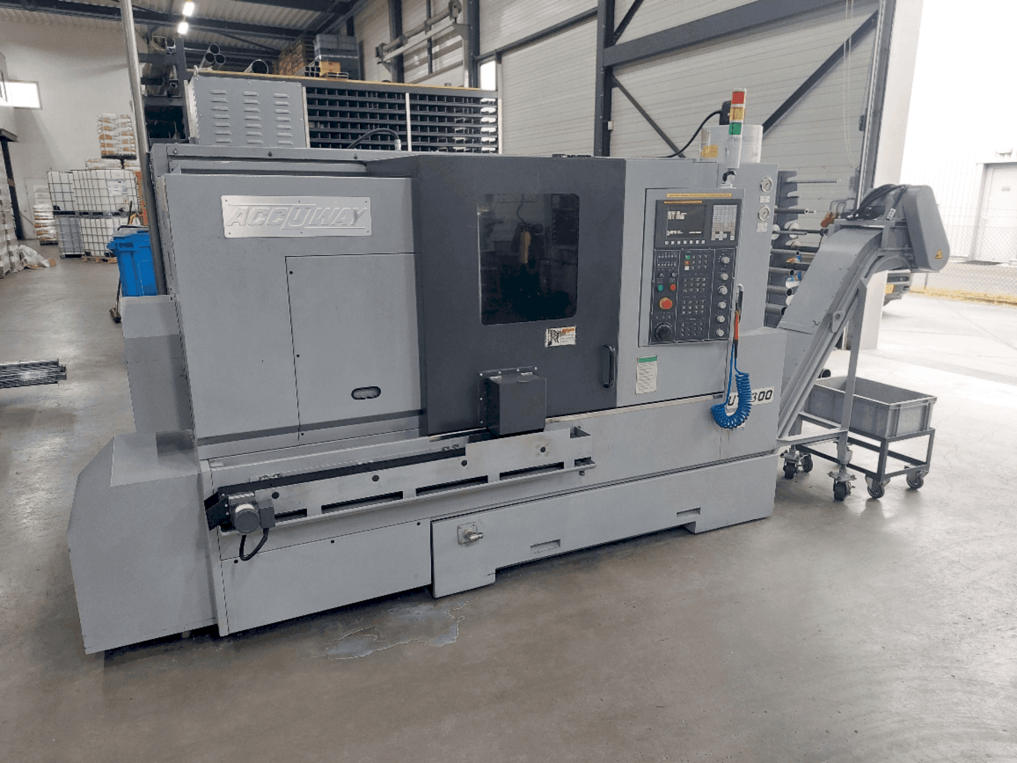 Vue de face de la machine ACCUWAY UT-300