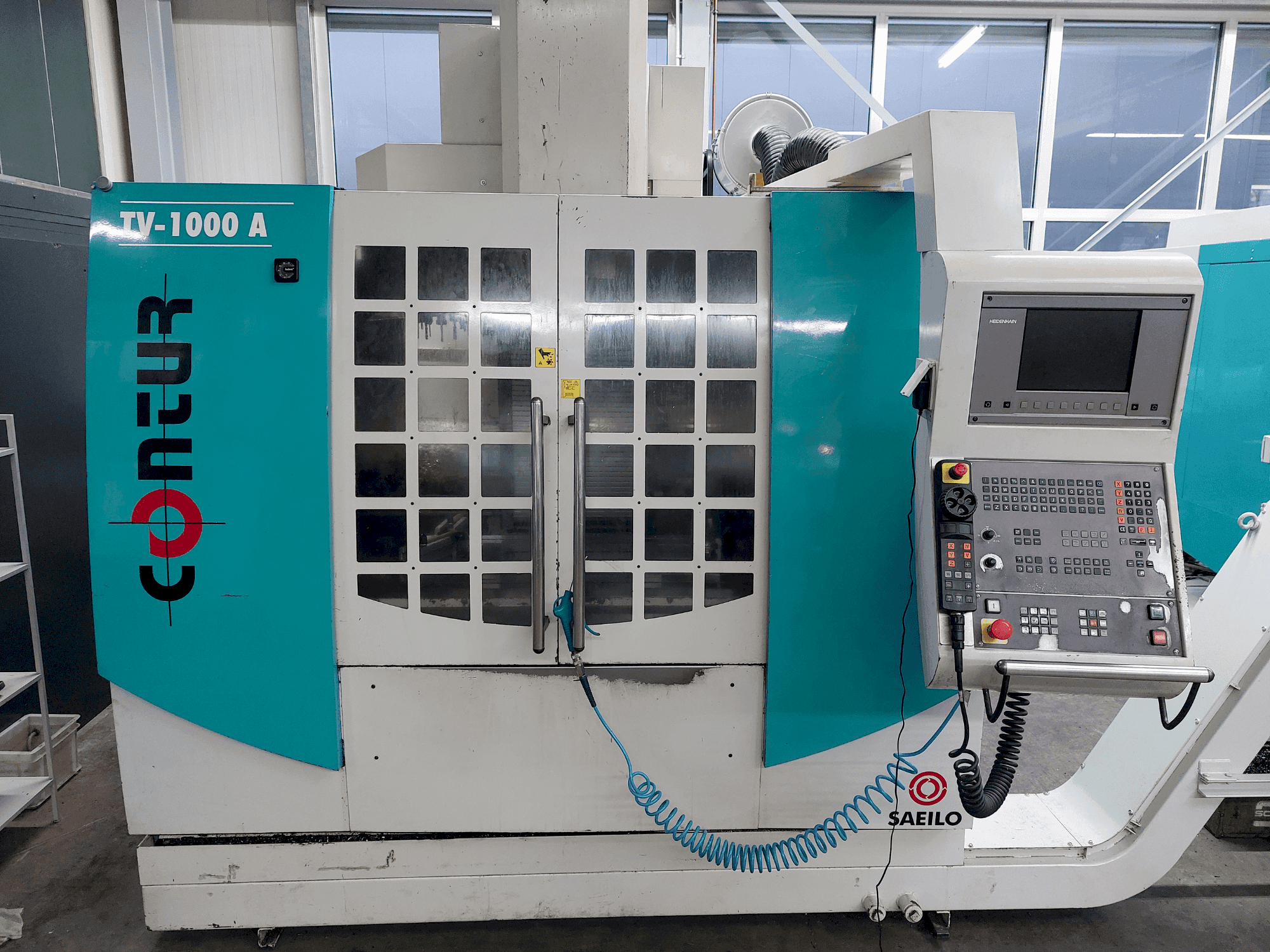 Vue de face de la machine Saeilo TV1000A