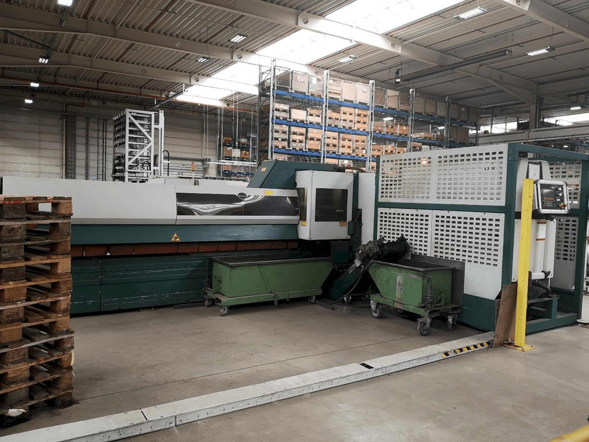 Vue gauche de la machine BLM ADIGE LT 722