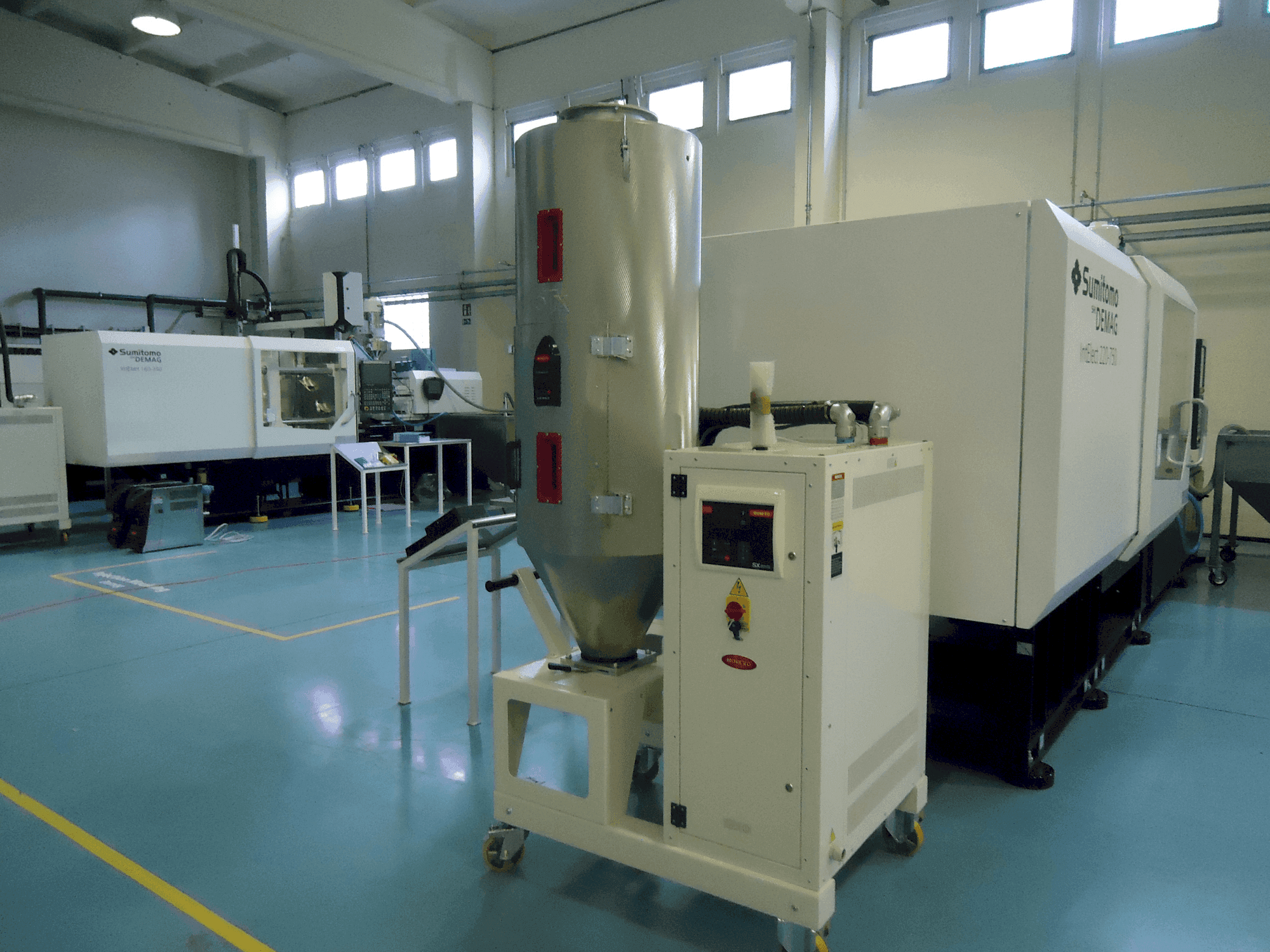 Vue de face de la machine SUMITOMO SHI DEMAG IntElect 220/610-750 smart