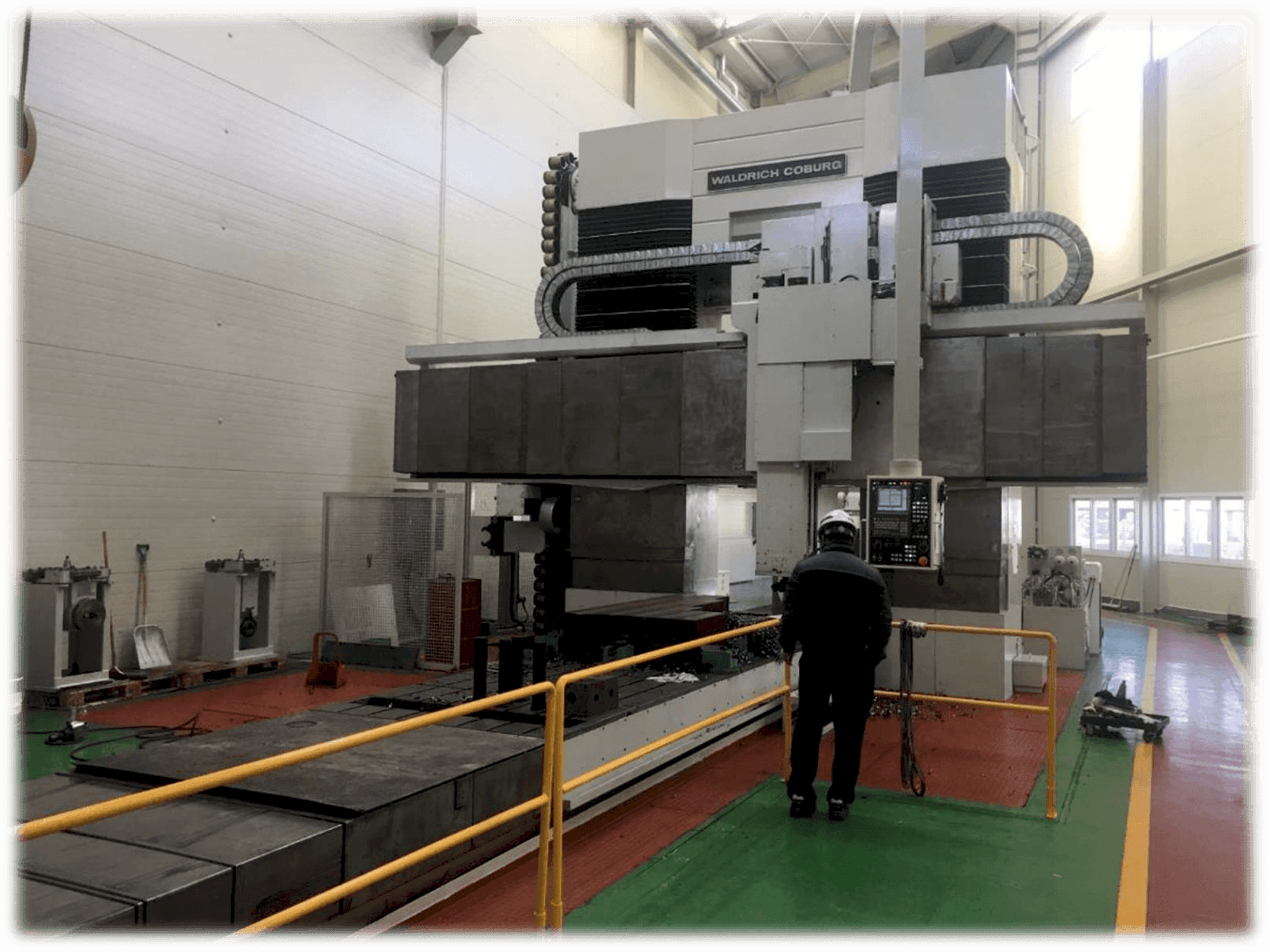 Vue de face de la machine WALDRICH COBURG 14-10FP150NC