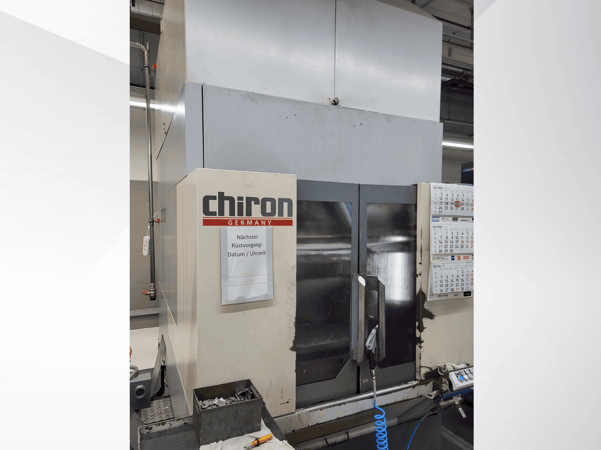 Vue de face de la machine CHIRON FZ 18 W