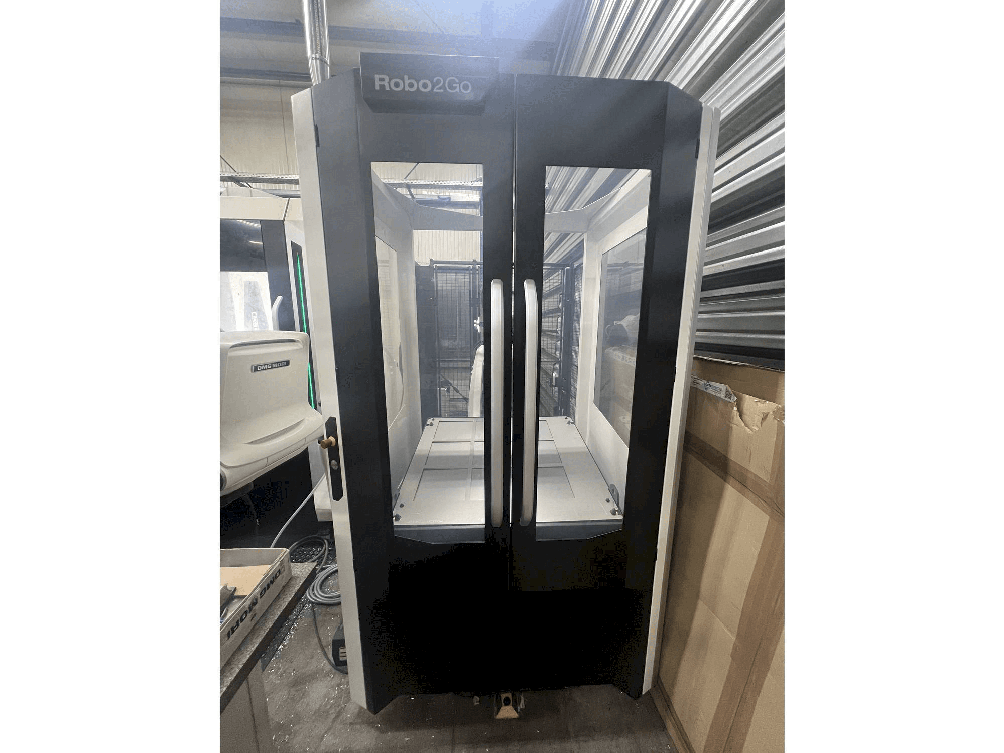 Vue de face de la machine DMG Robo2Go