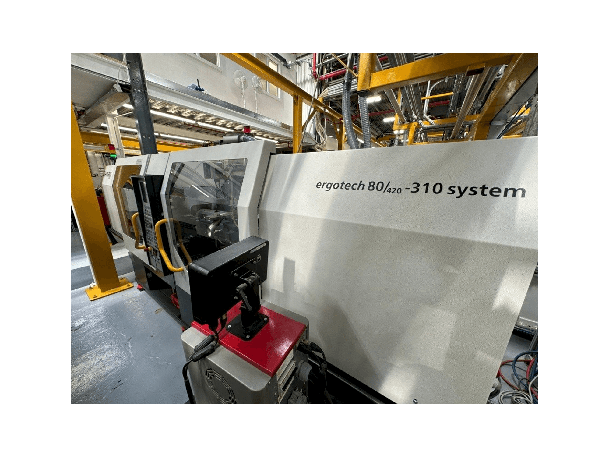 Vue de face de la machine DEMAG Ergotech 80/420-310 System